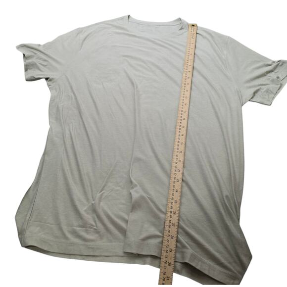 Vuori Light Gray Short Sleeve Tee xxl - Picture 5 of 5